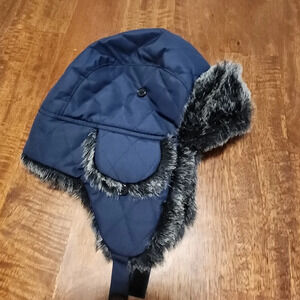 The children's place navy winter hat size 12-24mos